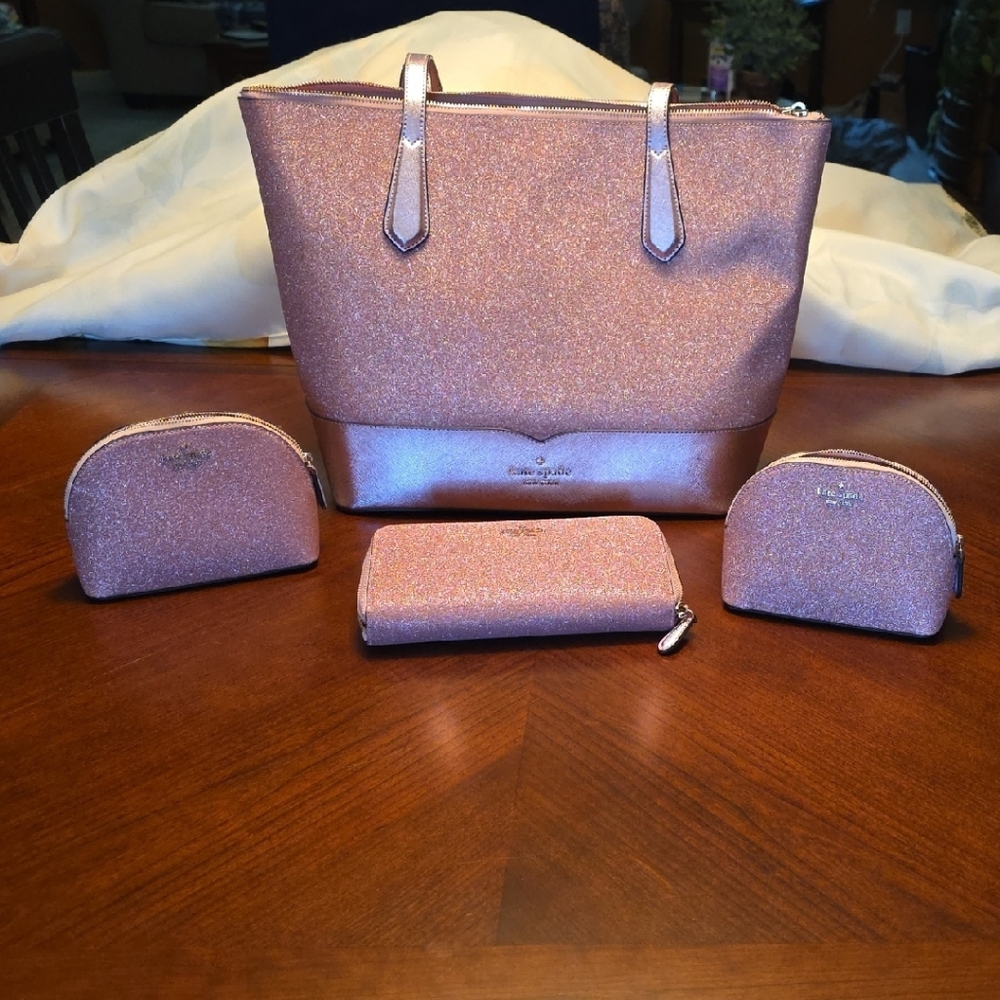 Lot Kate Spade Pink Tote Bag with wallet, 2 Cosmetic bags EUC ✔️